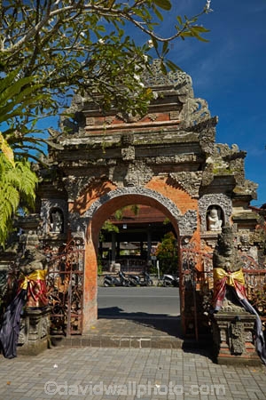 Bali;Indonesia;Southeast-Asia;Asia;Ubud;Ubud-Palace;Puri-Saren-Agung;gate;gateway;arch;archway
