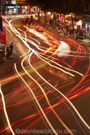 Asia;car;car-lights;cars;dark;dusk;evening;Hanoi;intersection;intersections;light;light-trails;lights;long-exposure;night;night-time;night_time;Old-Quarter;South-East-Asia;Southeast-Asia;street;street-scene;street-scenes;streets;tail-light;tail-lights;tail_light;tail_lights;time-exposure;time-exposures;time_exposure;traffic;twilight;Vietnam;Vietnamese