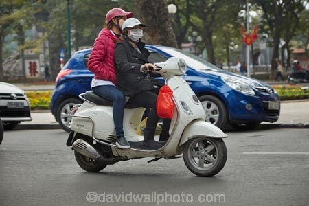Asia;Asian;bike;bikes;female;Hanoi;Hanoi-Old-Quarter;motorbike;motorbikes;motorcycle;motorcycles;motorscooter;motorscooters;Old-Quarter;people;person;scooter;scooters;South-East-Asia;Southeast-Asia;step_through;step_throughs;street;street-scene;street-scenes;streets;vespa;vespas;Vietnam;Vietnamese;woman;women