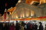 Asia;Asian;dark;Dong-Xuan-Market;dusk;evening;Hanoi;light;lighting;lights;market;markets;night;night-time;night_time;Old-Quarter;people;person;shopper;shoppers;South-East-Asia;Southeast-Asia;street;street-scene;street-scenes;streets;twilight;Vietnam;Vietnamese