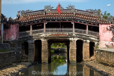 16th_17th-century;Asia;bridge;bridges;building;buildings;Central-Sea-region;Chua-cau;ChÃ¹a-cu;covered-bridge;covered-bridges;flag;flags;Hi-An;heritage;historic;historic-building;historic-buildings;historical;historical-building;historical-buildings;history;Hoi-An;Hoi-An-Old-Town;Hoian;Indochina;Japanese-Bridge;Japanese-Covered-Bridge;old;old-town;pedestrian-bridge;pedestrian-bridges;South-East-Asia;Southeast-Asia;tradition;traditional;UN-world-heritage-area;UN-world-heritage-site;UNESCO-World-Heritage-area;UNESCO-World-Heritage-Site;united-nations-world-heritage-area;united-nations-world-heritage-site;Vietnam;Vietnamese;Vietnamese-Flag;world-heritage;world-heritage-area;world-heritage-areas;World-Heritage-Park;World-Heritage-site;World-Heritage-Sites