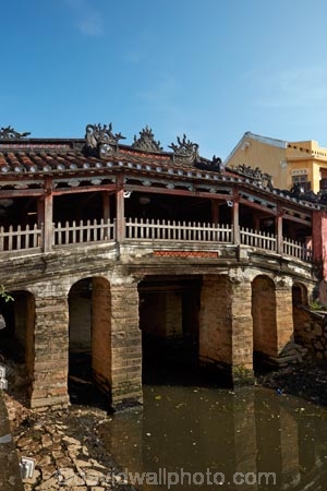 16th_17th-century;Asia;bridge;bridges;building;buildings;Central-Sea-region;Chua-cau;ChÃ¹a-cu;covered-bridge;covered-bridges;Hi-An;heritage;historic;historic-building;historic-buildings;historical;historical-building;historical-buildings;history;Hoi-An;Hoi-An-Old-Town;Hoian;Indochina;Japanese-Bridge;Japanese-Covered-Bridge;old;old-town;pedestrian-bridge;pedestrian-bridges;South-East-Asia;Southeast-Asia;tradition;traditional;UN-world-heritage-area;UN-world-heritage-site;UNESCO-World-Heritage-area;UNESCO-World-Heritage-Site;united-nations-world-heritage-area;united-nations-world-heritage-site;Vietnam;Vietnamese;world-heritage;world-heritage-area;world-heritage-areas;World-Heritage-Park;World-Heritage-site;World-Heritage-Sites