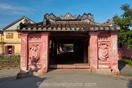 16th_17th-century;Asia;bridge;bridges;building;buildings;Central-Sea-region;Chua-cau;ChÃ¹a-cu;covered-bridge;covered-bridges;Hi-An;heritage;historic;historic-building;historic-buildings;historical;historical-building;historical-buildings;history;Hoi-An;Hoi-An-Old-Town;Hoian;Indochina;Japanese-Bridge;Japanese-Covered-Bridge;old;old-town;pedestrian-bridge;pedestrian-bridges;South-East-Asia;Southeast-Asia;tradition;traditional;UN-world-heritage-area;UN-world-heritage-site;UNESCO-World-Heritage-area;UNESCO-World-Heritage-Site;united-nations-world-heritage-area;united-nations-world-heritage-site;Vietnam;Vietnamese;world-heritage;world-heritage-area;world-heritage-areas;World-Heritage-Park;World-Heritage-site;World-Heritage-Sites
