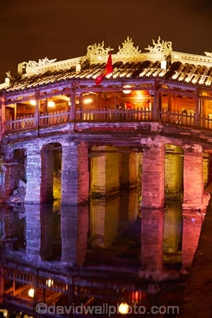 16th_17th-century;Asia;bridge;bridges;building;buildings;calm;Central-Sea-region;Chua-cau;Chùa-cu;covered-bridge;covered-bridges;dark;evening;Hi-An;heritage;historic;historic-building;historic-buildings;historical;historical-building;historical-buildings;history;Hoi-An;Hoi-An-Old-Town;Hoian;Indochina;Japanese-Bridge;Japanese-Covered-Bridge;light;lighting;lights;night;night-time;night_time;old;old-town;pedestrian-bridge;pedestrian-bridges;reflected;reflection;reflections;serene;smooth;South-East-Asia;Southeast-Asia;still;tradition;traditional;tranquil;UN-world-heritage-area;UN-world-heritage-site;UNESCO-World-Heritage-area;UNESCO-World-Heritage-Site;united-nations-world-heritage-area;united-nations-world-heritage-site;Vietnam;Vietnamese;water;world-heritage;world-heritage-area;world-heritage-areas;World-Heritage-Park;World-Heritage-site;World-Heritage-Sites