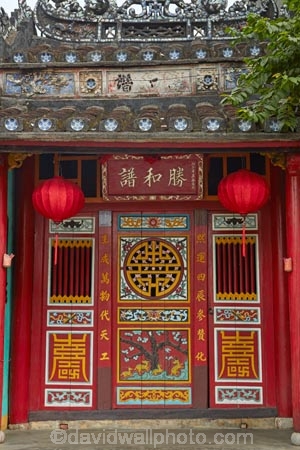 Asia;Asian-temple;building;buildings;Central-Sea-region;decorated-door;door;doors;doorway;doorways;faith;Hi-An;heritage;historic;historic-building;historic-buildings;historical;historical-building;historical-buildings;history;Hoi-An;Hoi-An-Old-Town;Hoian;Indochina;old;old-town;ornate-door;place-of-worship;places-of-worship;religion;religions;religious;South-East-Asia;Southeast-Asia;temple;temples;tradition;traditional;UN-world-heritage-area;UN-world-heritage-site;UNESCO-World-Heritage-area;UNESCO-World-Heritage-Site;united-nations-world-heritage-area;united-nations-world-heritage-site;Vietnam;Vietnamese;world-heritage;world-heritage-area;world-heritage-areas;World-Heritage-Park;World-Heritage-site;World-Heritage-Sites