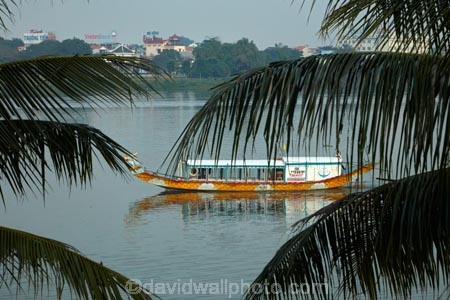 boat;boats;dragon;dragon-boat;dragon-boats;dragons;Hu;Hue;Huong-Giang;North-Central-Coast;palm;palm-tree;palm-trees;palms;Perfume-River;pleasure-boat;pleasure-boats;river;rivers;Song-Huong;SÃ´ng-Huong;Tha-ThiÃªn_Hu-Province;Thua-Thien_Hue-Province;tour-boat;tour-boats;tourist-boat;tourist-boats;Vietnam;Vietnamese;Asia