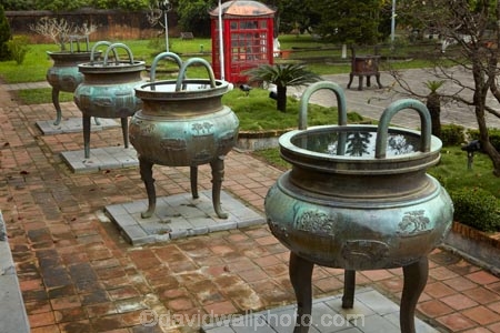 9-Dynastic-Urns;dynatsic-urn;dynsatic-urns;heritage;historic;historic-place;historic-places;historical;historical-place;historical-places;history;Hu;Hue;Hue-Citadel;Hue-Imperial-Citadel;Imperial-Citadel-of-Hue;Imperial-City;Imperial-Enclosure;Kinh-Thanh;Nine-Dynastic-Urns;North-Central-Coast;old;Tha-ThiÃªn_Hu-Province;Thai-To-Mieu-Temple-Complex;The-Citadel;three-legged-urn;three_legged-urns;Thua-Thien_Hue-Province;To-Mieu-Temple-Complex;tradition;traditional;UN-world-heritage-area;UN-world-heritage-site;UNESCO-World-Heritage-area;UNESCO-World-Heritage-Site;united-nations-world-heritage-area;united-nations-world-heritage-site;urn;urns;Vietnam;Vietnamese;world-heritage;world-heritage-area;world-heritage-areas;World-Heritage-Park;World-Heritage-site;World-Heritage-Sites;Asia