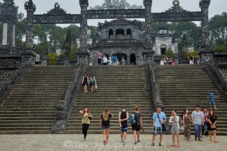 Asian;Chau-Chu;Chau-Chu-mountain;entrance;entrances;Hguyen-Emperor-Khai-Dinh;Hu;Hue;Khai-Dinh-Mausoleum;Khai-Dinh-Tomb;mausoleum;Nguyn-Emperor-Khi-Ðnh;North-Central-Coast;people;person;Royal-Tomb;Royal-Tombs;stair;stairs;step;steps;Tha-Thiên_Hu-Province;Thua-Thien_Hue-Province;Tomb-of-Khai-Dinh;tourism;tourist;tourists;UN-world-heritage-area;UN-world-heritage-site;UNESCO-World-Heritage-area;UNESCO-World-Heritage-Site;united-nations-world-heritage-area;united-nations-world-heritage-site;Vietnam;Vietnamese;world-heritage;world-heritage-area;world-heritage-areas;World-Heritage-Park;World-Heritage-site;World-Heritage-Sites;Asia