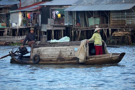 Asia;Asian;boat;boat-market;boats;Cn-Tho;Cai-Rang;Cai-Rang-floating-market;calm;Can-Tho;Can-Tho-City;Can-Tho-River;CÃ¡i-Rang;CÃ¡i-Rang-Floating-Market;floating-market;floating-markets;long-tail-boat;long-tail-boats;long-tailed-boat;long-tailed-boats;long_tail-boat;long_tail-boats;long_tailed-boat;long_tailed-boats;market;markets;Mekong-Delta;Mekong-Delta-Region;Mekong-River;narrow-boat;narrow-boats;people;person;South-East-Asia;Southeast-Asia;Vietnam;Vietnamese;water-market;wooden-boat;wooden-boats