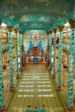 Asia;Asian;Cai-Ly;Cai-Lay;Cai-Lay-town;Cao-Dai-religion;Cao-Dai-Temple;Cao-Ðài;Caodaism;Caodaist;Caodaists;faith;inside;interior;interiors;Mekong-Delta;ornamental;place-of-worship;places-of-worship;religion;religions;religious;South-East-Asia;Southeast-Asia;temple;temples;Tien-Giang-province;Vietnam;Vietnamese