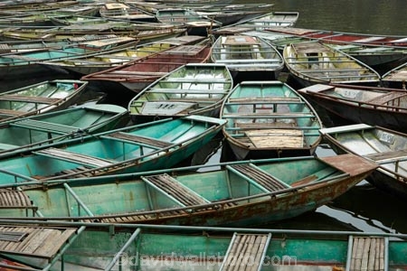 Asia;boat;boat-harbors;boat-harbour;boats;dock;docks;Ngo-Dong-River;Ninh-Binh;Ninh-BÃ¬nh-province;Ninh-Hai;Northern-Vietnam;punt;punts;Red-River-Delta;river;rivers;row-boat;row-boats;South-East-Asia;Southeast-Asia;Tam-Coc;Tan-Coc;Three-Caves;tourism;tourist;tourist-boat;tourist-boats;tourists;Van-Lam-Village;Vietnam;Vietnamese;water