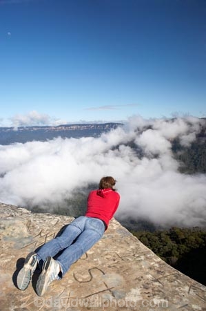 Australia;Blue-Mountains;Blue-Mountains-N.P.;Blue-Mountains-National-Park;Blue-Mountains-NP;bluff;bluffs;cliff;cliff-edge;cliffs;cloud;clouds;cloudy;danger;dangerous;edge;escarpment;escarpments;female;fog;foggy;fogs;geological;geology;high;Jamison-Valley;Kings-Table-Land;Kings-Tableland;Kings-Tablelands;mist;mists;misty;model-release;model-released;mountainside;mountainsides;N.S.W.;New-South-Wales;NSW;on-the-edge;people;person;rock;rock-formation;rock-formations;rock-outcrop;rock-outcrops;rock-tor;rock-torr;rock-torrs;rock-tors;rocks;sandstone;steep;the-edge;UN-world-heritage-site;UNESCO-World-Heritage-Site;united-nations-world-heritage-site;woman;world-heritage;world-heritage-area;world-heritage-areas;World-Heritage-Park;World-Heritage-site;World-Heritage-Sites