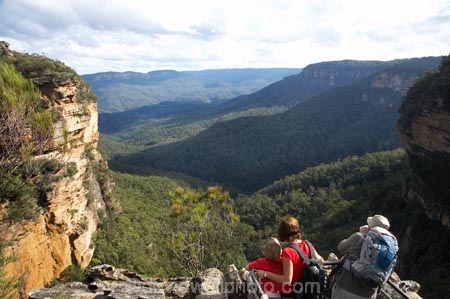 Australia;Blue-Mountains;Blue-Mountains-N.P.;Blue-Mountains-National-Park;Blue-Mountains-NP;bluff;bluffs;cliff;cliffs;escarpment;escarpments;Fletcher-Lookout;hike;hiker;hikers;hiking;hiking-track;hiking-tracks;Jamison-Valley;lookouts;mountainside;mountainsides;N.S.W.;National-Pass-Track;National-Pass-Trail;New-South-Wales;NSW;people;person;steep;track;tracks;trail;trails;tramp;tramper;trampers;tramping;trek;treker;trekers;treking;trekker;trekkers;trekking;UN-world-heritage-site;Under-Cliff-Track;Undercliff-Track;Undercliff-Trail;UNESCO-World-Heritage-Site;united-nations-world-heritage-site;viewpoint;viewpoints;walk;walker;walkers;walking;walking-track;walking-tracks;walking-trail;walking-trails;Wentworth-Falls;world-heritage;world-heritage-area;world-heritage-areas;World-Heritage-Park;World-Heritage-site;World-Heritage-Sites