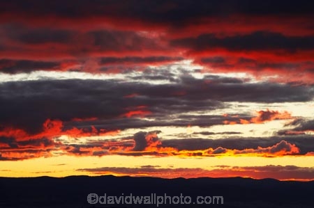 A.C.T.;ACT;Australia;Australian-Capital-Territory;Canberra;capital;capitals;cloud;clouds;dusk;evening;nightfall;orange;sky;sunset;sunsets;twilight