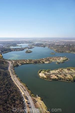 A.C.T.;ACT;aerial;aerial-photo;aerial-photograph;aerial-photographs;aerial-photography;aerial-photos;aerial-view;aerial-views;aerials;Australia;Australian-Capital-Territory;Black-Mountain-Peninsula;Canberra;highway;highways;Kurrajong-Point;lake;Lake-Burley-Griffin;lakes;Parkes-Way;road;roads;Springbank-Is;Springbank-Island;Tarcoola-Reach;West-Lake;Weston-Park