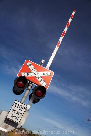 Australasian;Australia;Australian;barrier;barriers;Darwin;grade-crossing;level-crossing;lights-and-bells;N.T.;Northern-Territory;NT;rail-crossing;railroad-crossing;railway-crossing;Railway-crossing-barrier;railway-xing;Top-End;warning-lights