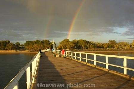 australasia;Australia;australian;coast;coastal;coastline;dawn;early-light;Fraser-Coast;Hervey-Bay;jetties;jetty;people;person;pier;piers;queensland;ray;rays;sun-rays;sunrays;sunrise;Urangan-pier;wharf;wharfs;wharves