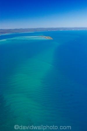 aerial;aerials;aqua;australasia;Australia;australian;blue;chanel;chanels;coast;coastal;coastline;Fraser-Coast;Fraser-Island;great-sandy-n.p.;great-sandy-national-park;great-sandy-np;Great-Sandy-Straits;green;Hervey-Bay;islands;little-woody-island;marine;ocean;oceans;pacific-ocean;Queensland;sea;seas;shore;shoreline;teal;tidal;tide;walangoora;water;channel;channels;