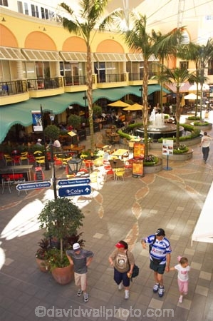 australasia;Australia;cafe;cafes;Chevron-Renaissance-Mall;Gold-Coast;holiday;holidays;mall;malls;pedestrian-mall;Queensland;restaurant;restaurants;retail;shop;shopping;shops;Surfers-Paradise;tourism;travel;vacation;vacations