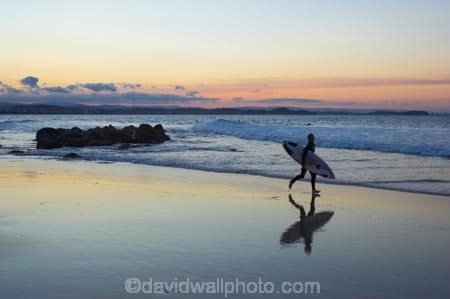 australasia;Australia;beach;beaches;coast;coastal;coolangata;coolangatta;coollangatta;dusk;freedom;Gold-Coast;pacific-ocean;point-danger;queensland;rainbow-beach;serene;silhouette;silhouettes;snapper-rocks;sunset;sunsets;surf;surf-board;surf-boards;surfboard;surfboards;surfer;surfers;surfers-paradise;surfing;tasman-sea;tourism;travel;twilight;water;wave;waves;wet