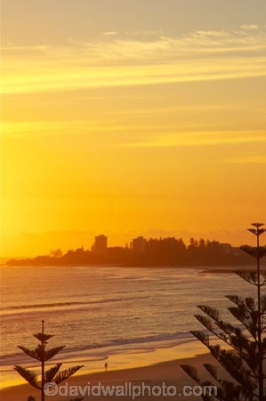 australasia;Australia;beach;beaches;coast;coastal;coolangata;coolangatta;coollangatta;dawn;early-light;Gold-Coast;holiday;holidays;orange;pacific-ocean;point-danger;queensland;sand;sandy;serene;silhouette;silhouettes;sunrise;sunrises;surfers-paradise;tasman-sea;tourism;travel;twilight;vacation;vacations;water;wave;waves;wet