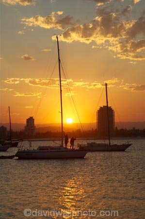 australasia;Australia;boat;boats;Broadwater;coast;coastal;dusk;Gold-Coast;inlet;inlets;main-beach;marina;marinas;mariners-cove;mast;masts;pacific-ocean;queensland;silhouette;silhouettes;southport;sunset;sunsets;surfers-paradise;the-broadwater;twilight;yacht;yachts