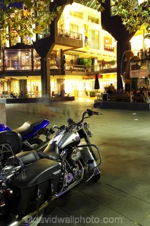 australasian;australia;australian;bike;bikes;dark;darkness;evening;footpath;footpaths;harley-davidson;harley_davidson;harleydavidson;light;lights;melbourne;motorbike;motorbikes;motorcycle;motorcycles;night;night-time;night_time;nighttime;south-bank;southbank;southbank-prominade;southgate;Southgate-Precinct;victoria;walkway;walkways;yarra-river