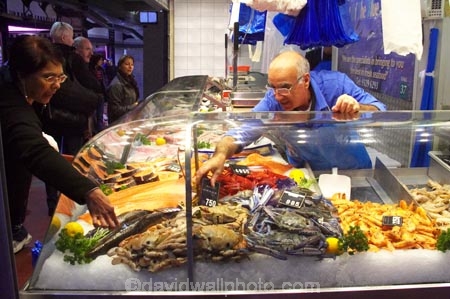 australasian;Australia;australian;commerce;commercial;crab;crabs;crayfish;crayfishes;fish;fish-shop;fish-shops;fishmonger;fishmongers;lobster;lobsters;market;market-place;market_place;marketplace;markets;Melbourne;prawn;prawns;Queen-Victoria-Market;retail;retailer;retailers;salmon;seafood;shellfish;shop;shopping;shops;stall;stalls;steet-scene;street-scenes;Victoria