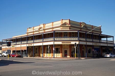 accommodation;ale-house;ale-houses;architecture;Argent-St;Argent-Street;Australasia;Australia;Australian;Australian-Desert;Australian-Deserts;Australian-Outback;bar;bars;Broken-Hill;building;buildings;colonial;free-house;free-houses;heritage;historic;historic-building;historic-buildings;historical;historical-building;historical-buildings;history;hotel;hotels;N.S.W.;New-South-Wales;NSW;old;Outback;Oxide-St;Oxide-Street;place;places;pub;public-house;public-houses;pubs;saloon;saloons;Silver-City;tavern;taverns;tradition;traditional