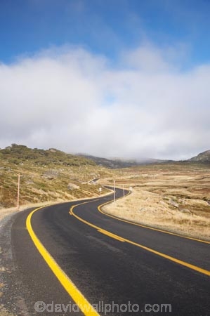 alpine-road;alpine-roads;australasia;Australasian;Australia;australian;bend;bends;corner;corners;curve;curves;driving;highway;highways;Kosciuszko-N.P.;Kosciuszko-National-Park;Kosciuszko-NP;Kosciuszko-Rd;Kosciuszko-Road;N.S.W.;New-South-Wales;NSW;open-road;open-roads;road;road-markers;road-trip;roads;Snowy-Mountains;South-New-South-Wales;Southern-New-South-Wales;Summit-Rd;Summit-Road;transport;transportation;travel;traveling;travelling;trip