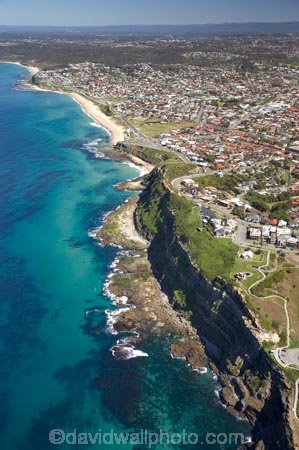 aerial;aerial-photo;aerial-photograph;aerial-photographs;aerial-photography;aerial-photos;aerial-view;aerial-views;aerials;Australasia;Australia;Australian;Bar-Beach;bluff;bluffs;cliff;cliffs;coast;coastal;coastline;coastlines;coasts;foreshore;King-Edward-Park;Merewether;Merewether-Beach;N.S.W.;New-South-Wales;Newcastle;NSW;ocean;Pacific-Ocean;sea;shore;shoreline;shorelines;shores;steep;Tasman-Sea;water