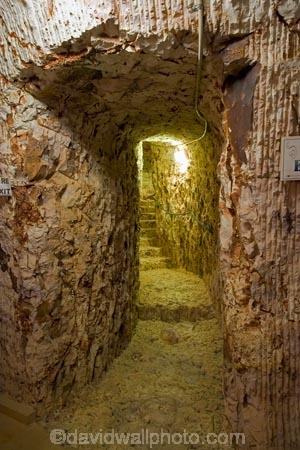 accommodation;Australasian;Australia;Australian;Australian-Outback;Backpackers;cave;cavern;caverns;caves;Coober-Pedy;different;dugout;grotto;grottos;inn;motel;motels;Outback;quirky;Radekas-Downunder;Radekas-Downunder;red-centre;S.A.;SA;South-Australia;subterranean;under-ground;under_ground;underground;underground-accommodation;underground-motel;underworld;unusual;unusual-accommodation