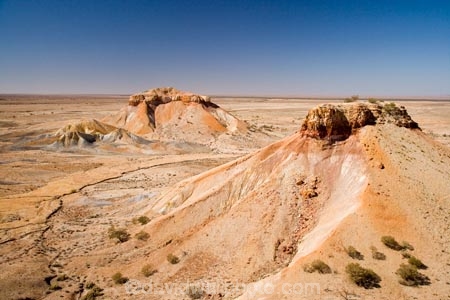 arid;Arkaringa;Arkaringa-Hills;Australasia;Australia;Australian;Australian-Desert;Australian-Deserts;Australian-Outback;back-country;backcountry;backwoods;badlands;burnt;color;colorful;colour;colourful;country;countryside;Desert;Deserts;desolate;dry;eroded;erosion;geographic;geography;harsh;hot;landscape;landscapes;Oodnadata;Oodnadatta;outback;Painted-Desert;parched;red-centre;remote;remoteness;rock;rural;S.A.;SA;sand;scorched;South-Australia;stone;The-Painted-Desert;weathered;wilderness