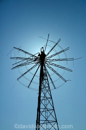 South-Australia;SA;S.A.;Australia;Australian;outback;outback-Australia;Mt-Dare;Simpson-Desert;Mount-Dare;windmill;windmills;old-windmill;brocken;derelect;relic;Witjira-National-Park;Witjira-N.P.;Witjira-NP;national-parks