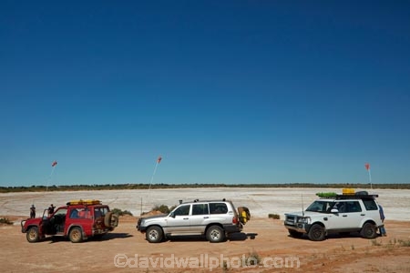 South-Australia;SA;S.A.;Australia;Australian;outback;outback-Australia;Simpson-Desert;desert;deserts;Munga_Thirri–Simpson-Desert-National-Park;Munga_Thirri–Simpson-Desert-Conservation-Park;Simpson-Desert-Conservation-Park;Simpson-Desert-National-Park;Munga_Thirri–Simpson-Desert-NP;French-Line;4wd;4wds;4wds;4x4;4x4s;4x4s;back-country;backcountry;backwoods;countryside;four-by-four;four-by-fours;four-wheel-drive;four-wheel-drives;suv;suvs;vehicle;vehicles;Landrover;Landrover-Discovery;Discovery;Landrovers;The-French-Line;Toyota;Toyota-Landcruiser;Landcruiser;Nissan-Patrol;Nissan;Patrol;classic;old;Salt-pan;alkalii-flat;salt;arid;basin;dry;empty;endorheric;basin;lake;lakes;flat;geography;lake-bed;pan;pans;playa;playas;saline;salt;salt-crust;salt-lake;salt-lakes;salt-pan;salt_pan;saltpan;saltpans;Lake-Tamblyn;The-French-Line;national-parks
