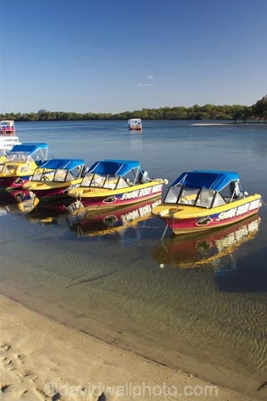 australasia;Australia;australian;boat;boats;coast;coastal;hire-boat;Hire-Boats;inlet;inlets;Maroochy-River;Maroochydore;queensland;rental;rivers;Sunshine-Coast;swan;swan-boat-hire