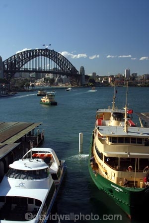 ferry;passenger;sydney;cove;harbor;harbors;harbours;commute;commuters;wharf;wharves;jetty;bridge;bridges;sydney;harbour;bridge;sydney;opera;house;landmark;landmarks;icon;icons;terminal;ferries;circular;quay
