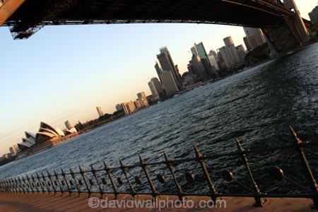 australia;sydney;cove;harbour;harbours;harbors;harbor;icon;icons;australian;landmark;landmarks;palm;palms;footpath;sidewalk;fence;rail;railing;opera-house;opera;house