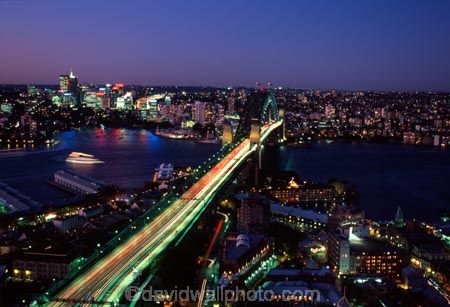 Sydney;Harbour;harbours;harbor;harbors;Bridge;Night;Shangri_La;Hotel;Sydney;Australia;traffic;tail-lights;bridges;light;lights;north-sydney