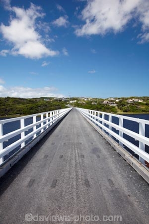 Arthur-River;Australasian;Australia;Australian;bridge;bridges;Island-of-Tasmania;North-West-Tasmania;North-Western-Tasmania;Northern-Tasmania;river;rivers;road-bridge;road-bridges;State-of-Tasmania;Tas;Tasmania;The-North;traffic-bridge;traffic-bridges