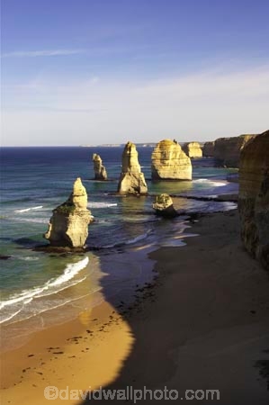 12-apostles;australasian;australia;australian;beach;beaches;bluff;bluffs;cliff;cliffs;coast;coastal;coastline;geological-formation;geological-formations;geology;great-ocean-highway;great-ocean-road;great-ocean-route;horizon;horizons;landscape;landscapes;ocean;oceans;port-campbell-national-park;rock-formation;rock-formations;rock-stack;rock-stacks;sand;sandy;sea;seas;shore;shoreline;southern-ocean;steep;surf;travel;twelve-apostles;twelve-apostles-marine-national;victoria;wave;waves