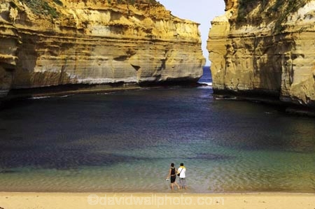 australasian;australia;australian;bay;bays;beach;beaches;bluff;bluffs;calm;cliff;cliffs;coast;coastal;coastline;erode;erodes;erosion;errosion;geological-formation;geological-formations;geology;great-ocean-highway;great-ocean-road;great-ocean-route;idylic;landscape;landscapes;loch-ard-gorge;loch-art-gorge;lochard-gorge;natrural-feature;natural-wonder;ocean;oceans;people;person;persons;port-campbell-national-park;rock-formation;rock-formations;sand;sandy;sea;seas;shipwreck-coast;shore;shoreline;southern-ocean;steep;tourism;tourist;tourists;travel;traveler;travelers;travellers;victoria;viewpoint;viewpoints;water