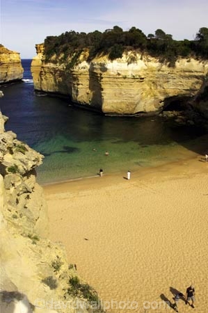 australasian;australia;australian;bay;bays;beach;beaches;bluff;bluffs;calm;cliff;cliffs;coast;coastal;coastline;erode;erodes;erosion;errosion;geological-formation;geological-formations;geology;great-ocean-highway;great-ocean-road;great-ocean-route;idylic;landscape;landscapes;loch-ard-gorge;loch-art-gorge;lochard-gorge;natrural-feature;natural-wonder;ocean;oceans;people;person;persons;port-campbell-national-park;rock-formation;rock-formations;sand;sandy;sea;seas;shipwreck-coast;shore;shoreline;southern-ocean;steep;tourism;tourist;tourists;travel;traveler;travelers;travellers;victoria;viewpoint;viewpoints;water