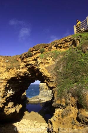 arch;arches;australasia;australasian;australia;australian;coast;coastal;coastline;coastlines;coasts;erode;erodes;erosion;errosion;geological-formation;geological-formations;geology;great-ocean-highway;Great-Ocean-Road;great-ocean-route;grotto;grottos;natural-arch;natural-arches;ocean;peterborough;port-campbell;rock-arch;rock-arches;rock-formation;rock-formations;sea;shore;shoreline;shorelines;shores;southern-ocean;the-grotto;Victoria