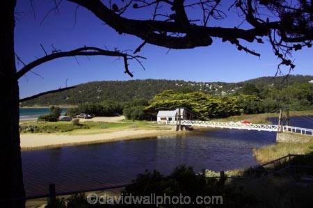 australasia;australasian;Australia;australian;bridge;bridges;coast;coastal;coastline;coastlines;coasts;estuaries;estuary;foot-bridge;foot-bridges;footbridge;footbridges;great-ocean-highway;Great-Ocean-Road;great-ocean-route;inlet;inlets;lagoon;lagoons;lorne;ocean;pedestrian-bridge;pedestrian-bridges;sea;shore;shoreline;shorelines;shores;southern-ocean;tidal;Victoria
