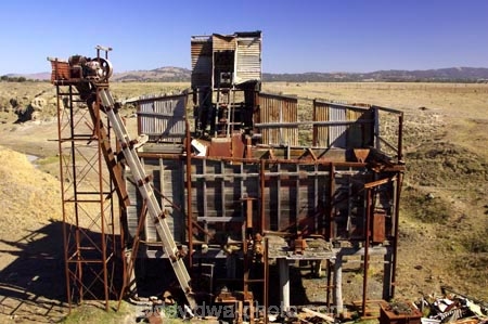 abandon;abandoned;australasia;australia;australian;castaway;character;derelict;dereliction;deserted;desolate;desolation;destruction;industrial;industry;machinery;machines;neglect;neglected;old;old-fashioned;old_fashioned;quarry;quary;run-down;rustic;victoria;vintage