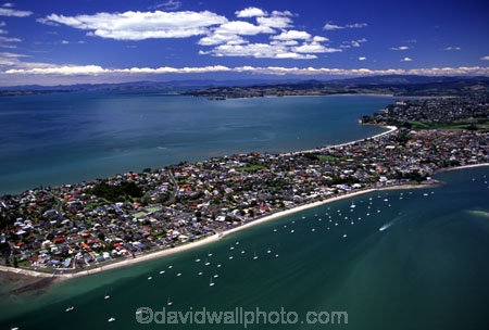 residential;urban-sprawl;suburban;suburbia;community;seaside;sea;ocean;shore;seashore;suburban-beach;tide;tidal;coastline;bays;aerials