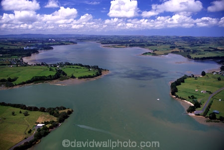 aerial;aerials;auckland;bays;coastline;community;houses;inlet;new-zealand;north-island;nz;ocean;residential;river;rivers;sea;seashore;seaside;shore;South-Auckland;suburban;suburban-beach;suburbia;Te-Toro;tidal;tide;urban-sprawl;Waiau-Beach;Waiuku-River;water