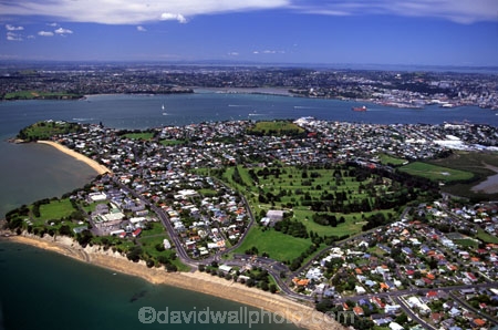 leisure;leisurely;aerials;outdoor;outdoors;golfer;golfers;golfing;hole;holes;green;greenway;link;links;golflinks;round;ball;greens;navy;naval,urban;suburban;commnunity;military;base;clubs;aerials,residential;urban-sprawl;suburbia;houses;home;homes;water;seaside;sea;ocean;shore;seashore;suburban-beach;tide;tidal;coastline;bays