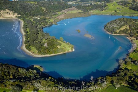 aerial;aerial-image;aerial-images;aerial-photo;aerial-photograph;aerial-photographs;aerial-photography;aerial-photos;aerial-view;aerial-views;aerials;Auckland;Auckland-region;beach;beaches;coast;coastal;coastline;coastlines;coasts;estuaries;estuary;Hibiscus-Coast;inlet;inlets;lagoon;lagoons;N.I.;N.Z.;New-Zealand;NI;North-Auckland;North-Is;North-Island;NZ;Puhoi-River;sea;seas;shore;shoreline;shorelines;shores;tidal;tide;water;Wenderholm;Wenderholm-Beach;Wenderholm-Regional-Park